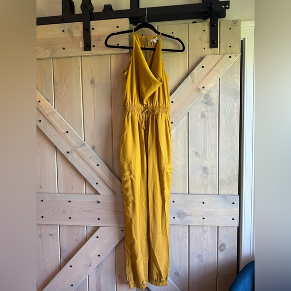 NWT Huddy Mustard Jumpsuit - Picture 8 of 13
